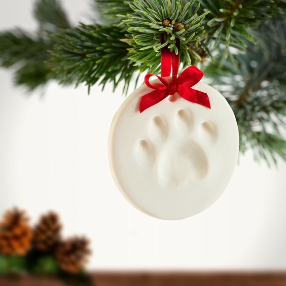 Pearhead Pet Pawprint Round Hanging Clay Ornament Kit Christmas Holiday Keepsake - Picture 7 of 10